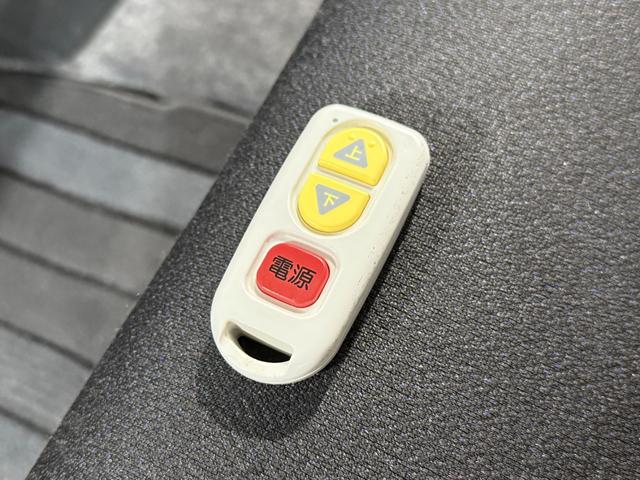 タント カスタムＸ　ＳＡＩＩ　福祉車両　ウェルカムＳ　ＥＴＣ　両ＰＳＤ　フルセグナビ　ＢＴ　ＤＶＤ　ＬＥＤオートライト　フォグ　衝突軽減Ｂ　ＥＳＣ　Ｐスタート　ステリモ　ＡＡＣ　純正１４ＡＷ　ウィンカー付電格ミラー　Ｒサンシェード（9枚目）