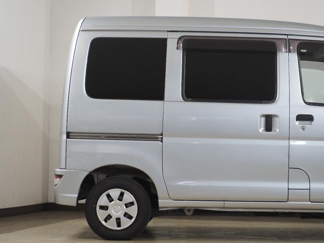 ハイゼットカーゴ クルーズＳＡＩＩＩ　ハイルーフ　ＥＴＣ　コーナーセンサー　ナビＴＶ　衝突被害軽減Ｂ　ＥＳＣ　オートハイビーム　アイドリングＳ　電格ミラー　キーレス　レベライザー　エアコン　パワステ　パワーウィンドウ　ＡＢＳ　Ｗエアバッグ（15枚目）