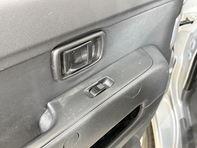 ハイゼットカーゴ クルーズＳＡＩＩＩ　ハイルーフ　ＥＴＣ　コーナーセンサー　ナビＴＶ　衝突被害軽減Ｂ　ＥＳＣ　オートハイビーム　アイドリングＳ　電格ミラー　キーレス　レベライザー　エアコン　パワステ　パワーウィンドウ　ＡＢＳ　Ｗエアバッグ（44枚目）