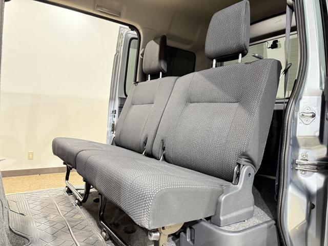 ハイゼットカーゴ クルーズＳＡＩＩＩ　ハイルーフ　ＥＴＣ　コーナーセンサー　ナビＴＶ　衝突被害軽減Ｂ　ＥＳＣ　オートハイビーム　アイドリングＳ　電格ミラー　キーレス　レベライザー　エアコン　パワステ　パワーウィンドウ　ＡＢＳ　Ｗエアバッグ（49枚目）