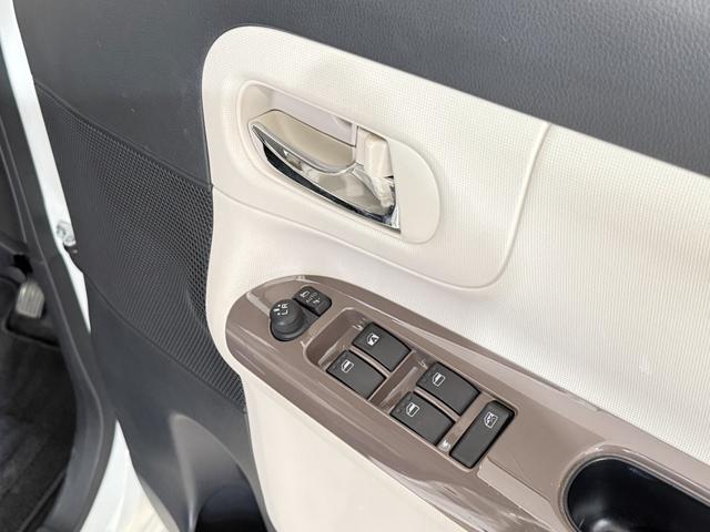 ムーヴキャンバス Gメイクアップ SAII Bカメラ ETC 両PSD フルセグナビ BT DVD HDMI USB LEDオートライト/フォグ 衝突被害軽減B ESC Pスタート アイドリングS ステリモ AAC スマートキー 電動格納ミラー(23枚目)