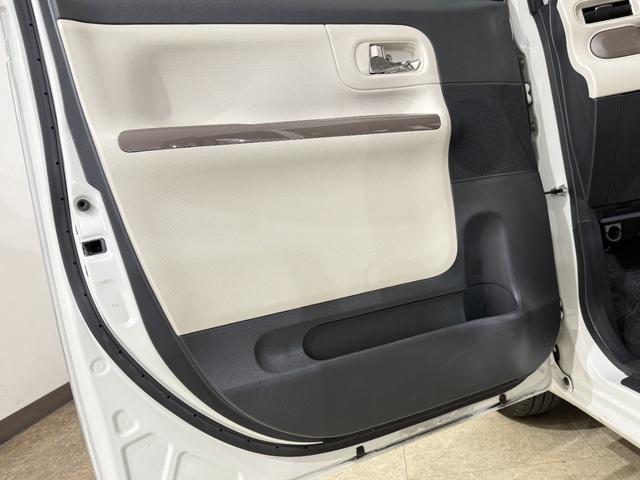 ムーヴキャンバス Gメイクアップ SAII Bカメラ ETC 両PSD フルセグナビ BT DVD HDMI USB LEDオートライト/フォグ 衝突被害軽減B ESC Pスタート アイドリングS ステリモ AAC スマートキー 電動格納ミラー(44枚目)