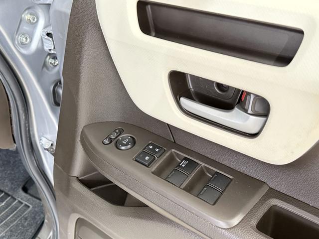 Ｎ－ＢＯＸ Ｇ　Ｂカメラ　ＥＴＣ　ＡＣＣ　ナビ　ＢＴ　ＤＶＤ　ＬＥＤオートライト　衝突被害軽減Ｂ　ＥＳＣ　レーンアシスト　障害物センサー　Ｐスタート　Ａストップ　ステリモ　ＡＡＣ　スマートキー　ウィンカー付電格ミラー（25枚目）