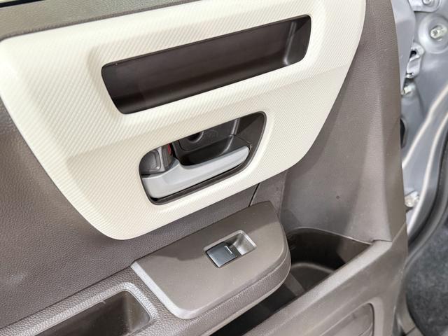 Ｎ－ＢＯＸ Ｇ　Ｂカメラ　ＥＴＣ　ＡＣＣ　ナビ　ＢＴ　ＤＶＤ　ＬＥＤオートライト　衝突被害軽減Ｂ　ＥＳＣ　レーンアシスト　障害物センサー　Ｐスタート　Ａストップ　ステリモ　ＡＡＣ　スマートキー　ウィンカー付電格ミラー（46枚目）