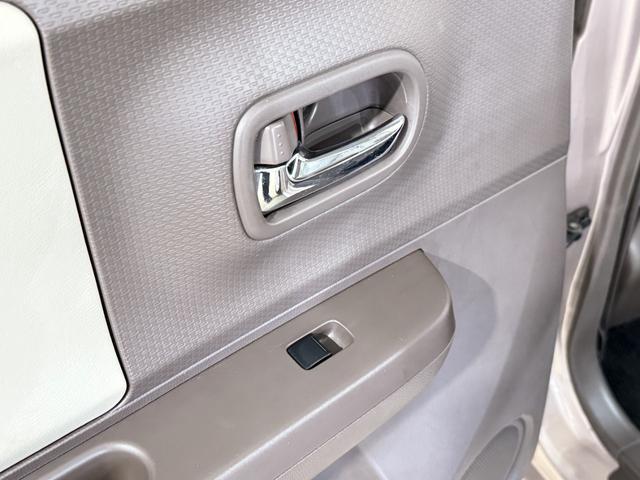 アルトラパンショコラ Ｇ　Ｐスタート　Ａストップ　ＨＩＤヘッドライト　スマートキースペアキー付　純正１４インチＡＷ　電格ミラー　純正オーディオ　ＣＤ　ショコラ専用シート　ベンチシート　フルフラット　運転席シートリフター　ＡＢＳ（49枚目）