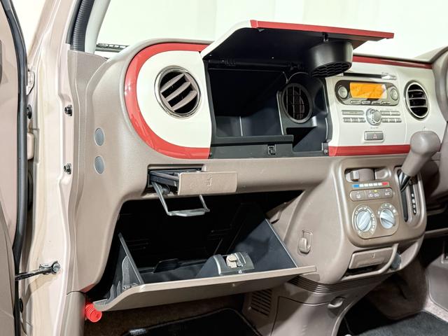 アルトラパンショコラ Ｇ　Ｐスタート　Ａストップ　ＨＩＤヘッドライト　スマートキースペアキー付　純正１４インチＡＷ　電格ミラー　純正オーディオ　ＣＤ　ショコラ専用シート　ベンチシート　フルフラット　運転席シートリフター　ＡＢＳ（63枚目）