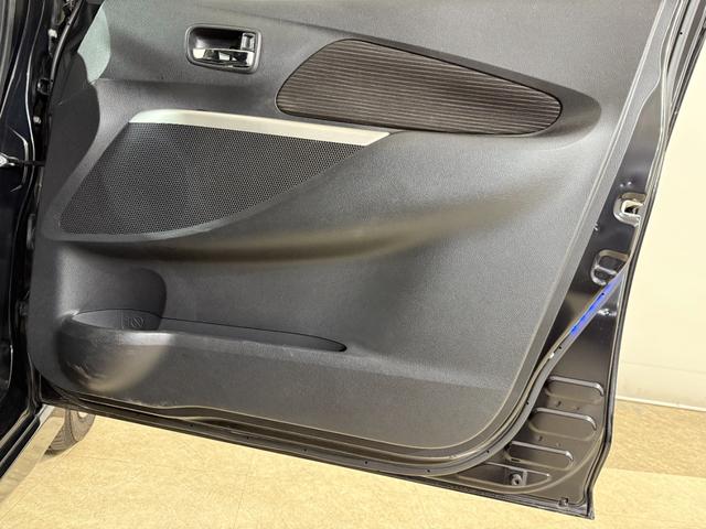 デイズ ハイウェイスター　Ｘ　１月４日限定車　全方位Ｍ　ＥＴＣ　Ｐスタート　ナビＴＶ　ＨＩＤヘッドライト　フォグランプ　アイドリングストップ　ＡＡＣ　インテリキー　純正１４インチＡＷ　ウィンカー付電動格納ミラー　ベンチシート（23枚目）