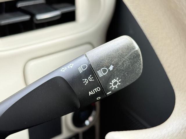 ムーヴキャンバス Ｘ　ＳＡＩＩ　Ｐスタート　ディスプレイオーディオ　ＤＶＤ　ＣＤ　オートライト　衝突被害軽減Ｂ　ＥＳＣ　アイドリングストップ　オートエアコン　スマートキー　スペアキー付　電格ミラー　ベンチシート　運転席シートリフター（10枚目）