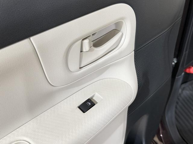 ムーヴキャンバス Ｘ　ＳＡＩＩ　Ｐスタート　ディスプレイオーディオ　ＤＶＤ　ＣＤ　オートライト　衝突被害軽減Ｂ　ＥＳＣ　アイドリングストップ　オートエアコン　スマートキー　スペアキー付　電格ミラー　ベンチシート　運転席シートリフター（44枚目）