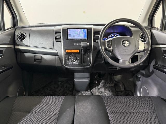 ワゴンＲスティングレー Ｔ　１月３日限定車　ターボ　Ｂカメラ　ＨＤＤナビ　フルセグＴＶ　ＢＴ　ＤＶＤ　ＨＩＤオートライト　フォグ　Ｐスタート　パドルシフト　ステリモ　ＡＡＣ　純正１５インチＡＷ　ウィンカーミラー　ベンチシート（7枚目）