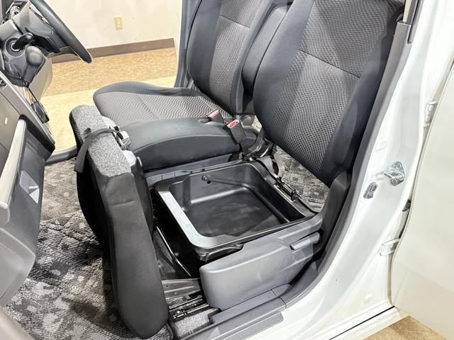 ワゴンＲスティングレー Ｔ　１月３日限定車　ターボ　Ｂカメラ　ＨＤＤナビ　フルセグＴＶ　ＢＴ　ＤＶＤ　ＨＩＤオートライト　フォグ　Ｐスタート　パドルシフト　ステリモ　ＡＡＣ　純正１５インチＡＷ　ウィンカーミラー　ベンチシート（49枚目）