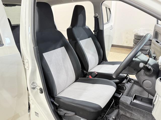 商談スペースのすぐ横には広いキッズスペースもご用意しております♪お子様にも目が届き、安心して話を聞いていただけます♪♪