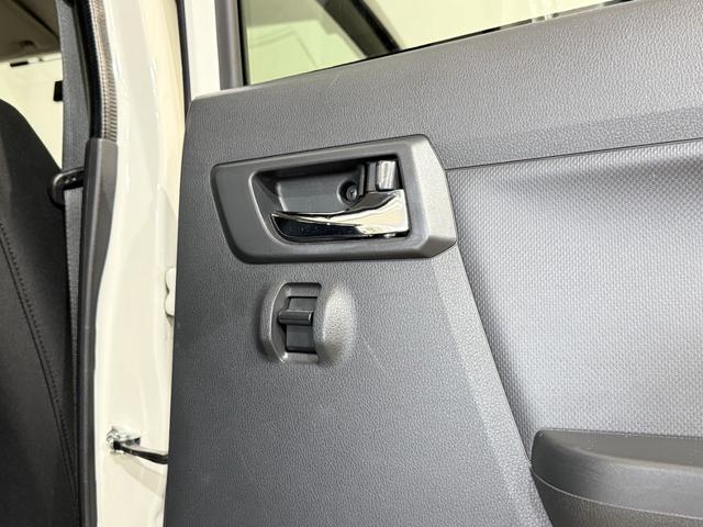 納車前には全車専用機械でクリーニングをおこなっています！隅々までキレイに仕上げてからお渡ししています！！