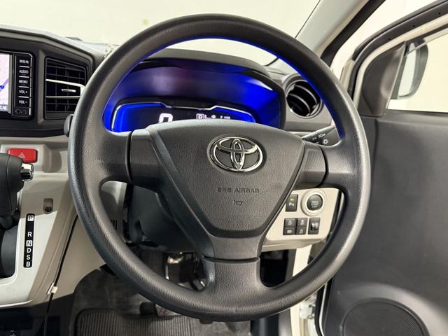 軽自動車は法的に乗車定員は４人と定められています。