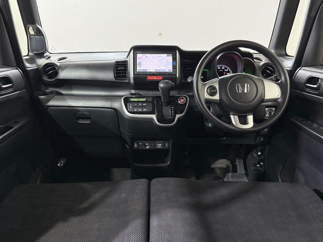 Ｎ－ＢＯＸ Ｇ　ＳＳパッケージ　１月１日限定車　Ｂカメラ　ＥＴＣ　シートＨ　両側ＰＳＤ　フルセグナビ　ＢＴ　ＤＶＤ　ＨＩＤオートライト　オートリトラミラー　ＥＳＣ　Ｐスタート　ステリモ　ＡＡＣ　Ｒシートスライド＋シートバックテーブル（7枚目）
