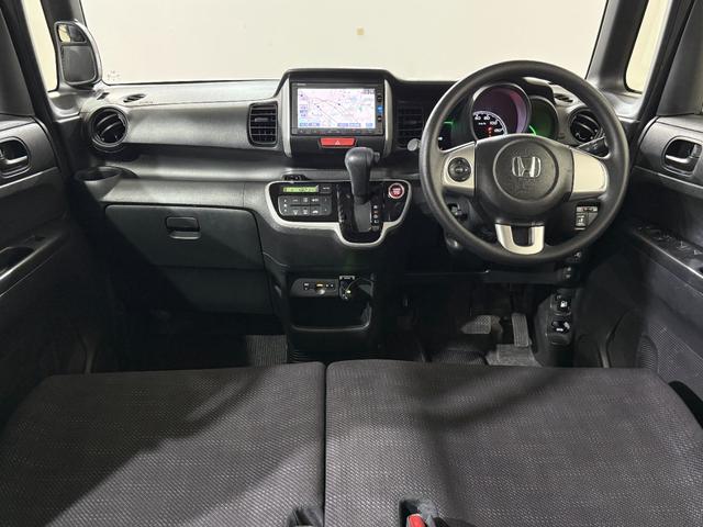 Ｎ－ＢＯＸ Ｇ・Ｌパッケージ　Ｂカメラ　ＥＴＣ　ＰＳＤ　ナビＴＶ　ＢＴ　ＣＤ　ＣＴＢＡ　ＥＳＣ　Ｐスタート　Ａストップ　ステリモ　オートエアコン　スマートキー　ウィンカー付電格ミラー　Ｒサンシェード　運転席シートハイトアジャスター（7枚目）