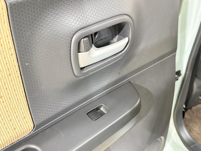 アルトラパン Ｘ　ＥＴＣ　Ｐスタート　純正１４インチＡＷ　スマートキー　スペアキー付　ウィンカー付電格ミラー　レベライザー　純正オーディオ　ＣＤ　ベンチシート　フルフラット　エアコン　パワステ　パワーウィンドウ　ＡＢＳ（49枚目）