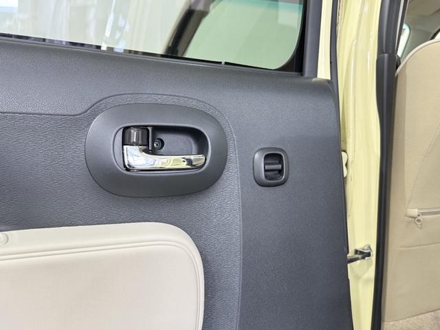 ミラココア ココアプラスＸ　ルーフレール　フォグランプ　アイドリングストップ　オートエアコン　スマートキー　ウィンカー付電動格納ミラー　ヘッドライトレベライザー　純正オーディオ　ＣＤ　ＡＵＸ　ベンチシート　運転席シートリフター（49枚目）