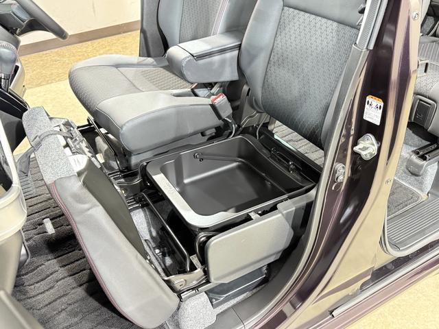 フレアワゴンカスタムスタイル ハイブリッドＸＴ　ターボ　Ｂカメラ　ＥＴＣ　シートＨ　両ＰＳＤ　クルコン　フルセグナビ　ＢＴ　ＤＶＤ　ＬＥＤオートライト／フォグ　衝突軽減Ｂ　レーンアシスト　クリソナ　パドルシフト　ステリモ　純正１５ＡＷ　ハーフレザー（49枚目）