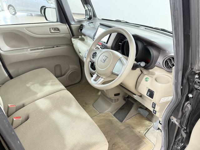 N-BOX G・Lパッケージ ETC 電動スライド ナビTV CD 社外14AW 横滑り防止 Pスタート アイドリングストップ ステアリングスイッチ オートエアコン スマートキー ウィンカー付電格ミラー レベライザー ベンチシート(25枚目)