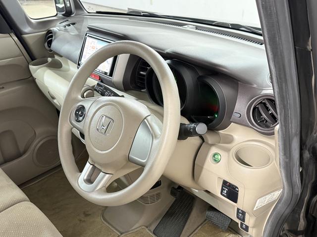 N-BOX G・Lパッケージ ETC 電動スライド ナビTV CD 社外14AW 横滑り防止 Pスタート アイドリングストップ ステアリングスイッチ オートエアコン スマートキー ウィンカー付電格ミラー レベライザー ベンチシート(52枚目)