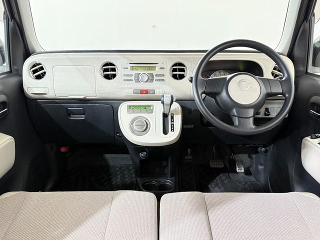 ミラココア ココアＸ　１月２日限定車　ＥＴＣ　スマートキー　オートエアコン　電動格納ミラー　ヘッドライトレベライザー　純正オーディオ　ＣＤ　ベンチシート　運転席シートリフター　パワーステアリング　パワーウィンドウ　ＡＢＳ（7枚目）