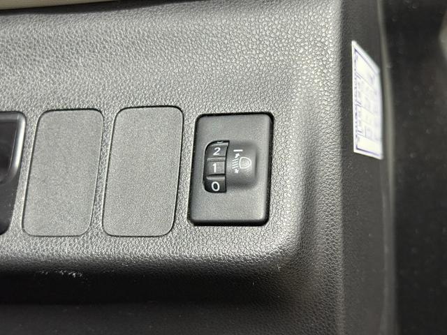 ミラココア ココアＸ　１月２日限定車　ＥＴＣ　スマートキー　オートエアコン　電動格納ミラー　ヘッドライトレベライザー　純正オーディオ　ＣＤ　ベンチシート　運転席シートリフター　パワーステアリング　パワーウィンドウ　ＡＢＳ（53枚目）