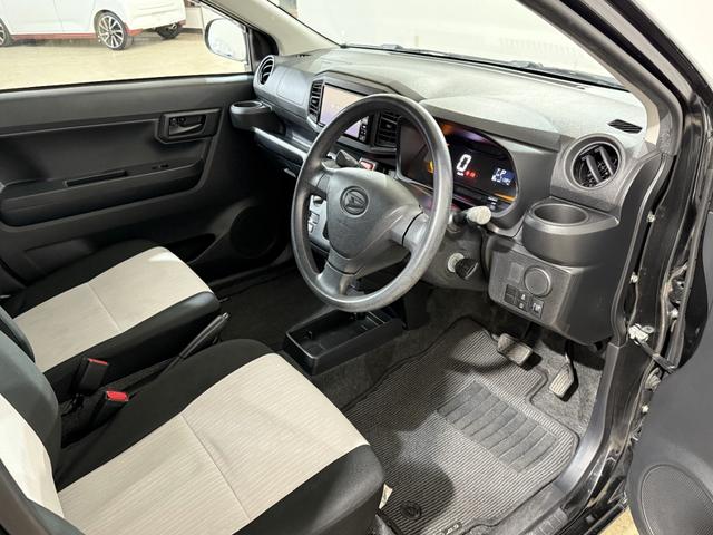 ミライース Ｌ　ＥＴＣ　Ｂカメラ　メモリーナビ　フルセグＴＶ　Ｂｌｕｅｔｏｏｔｈ　ＤＶＤ　ＣＤ　横滑り防止　アイドリングストップ　キーレス　レベライザー　エアコン　パワーステアリング　パワーウィンドウ　ＡＢＳ　保証付（21枚目）