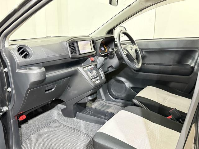 ミライース Ｌ　ＥＴＣ　Ｂカメラ　メモリーナビ　フルセグＴＶ　Ｂｌｕｅｔｏｏｔｈ　ＤＶＤ　ＣＤ　横滑り防止　アイドリングストップ　キーレス　レベライザー　エアコン　パワーステアリング　パワーウィンドウ　ＡＢＳ　保証付（42枚目）