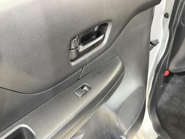 スペーシア G シートヒーター Pスタート アイドリングストップ オートエアコン スマートキースペアキー付 電格ミラー レベライザー CD ベンチシート 両側スライド パワステ パワーウィンドウ ABS Wエアバッグ(44枚目)