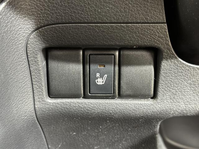 スペーシア G シートヒーター フルセグナビ DVD CD Pスタート アイドリングストップ オートエアコン スマートキー 電動格納ミラー レベライザー ベンチシート 両側スライド パワステ パワーウィンドウ ABS(9枚目)