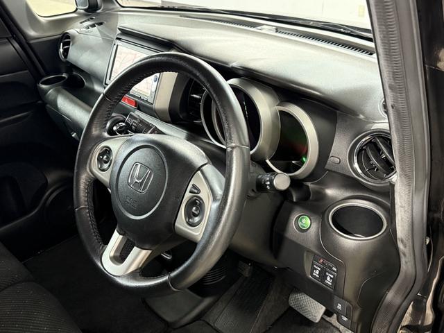 Ｎ－ＢＯＸ Ｇ　ターボＳＳパッケージ　１オーナー　禁煙車　Ｂカメラ　ＥＴＣ　クルコン　両ＰＳＤ　ナビＴＶ　ＢＴ　ＤＶＤ　ＨＩＤオートライト　ＣＴＢＡ　ＥＳＣ　Ｐスタート　パドルシフト　ステリモ　ＡＡＣ　純正１４ＡＷ　ウィンカー付電格ミラー（52枚目）