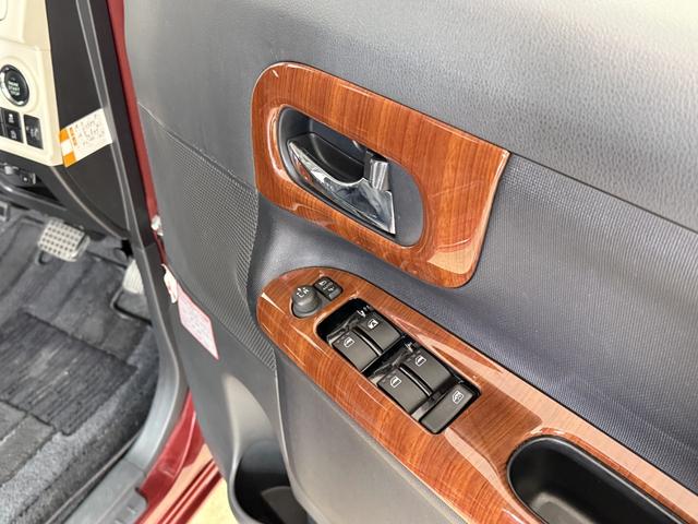 ムーヴキャンバス Ｘメイクアップ　ＳＡＩＩ　ＥＴＣ　フルセグナビ　ＢＴ　ＤＶＤ　ＣＤ　オートライト　フォグ　衝突軽減Ｂ　ＥＳＣ　Ｐスタート　Ａストップ　ステリモ　ＡＡＣ　スマートキー　スペアキー付　電格ミラー　ベンチシート　運転席シートリフター（21枚目）