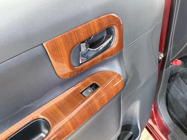 ムーヴキャンバス Ｘメイクアップ　ＳＡＩＩ　ＥＴＣ　フルセグナビ　ＢＴ　ＤＶＤ　ＣＤ　オートライト　フォグ　衝突軽減Ｂ　ＥＳＣ　Ｐスタート　Ａストップ　ステリモ　ＡＡＣ　スマートキー　スペアキー付　電格ミラー　ベンチシート　運転席シートリフター（44枚目）