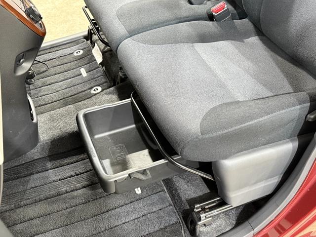 ムーヴキャンバス Ｘメイクアップ　ＳＡＩＩ　ＥＴＣ　フルセグナビ　ＢＴ　ＤＶＤ　ＣＤ　オートライト　フォグ　衝突軽減Ｂ　ＥＳＣ　Ｐスタート　Ａストップ　ステリモ　ＡＡＣ　スマートキー　スペアキー付　電格ミラー　ベンチシート　運転席シートリフター（47枚目）