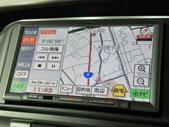 ���������ޤ������Τ����ͤˤ��֤򤴹���ĺ���Ƥ��ꡢ�����Υ������ߤ�ĺ���Ƥ���ޤ����֤����ͤδ�ӤΤ����פ��䤿���Υ���١������Ǥ��� 5