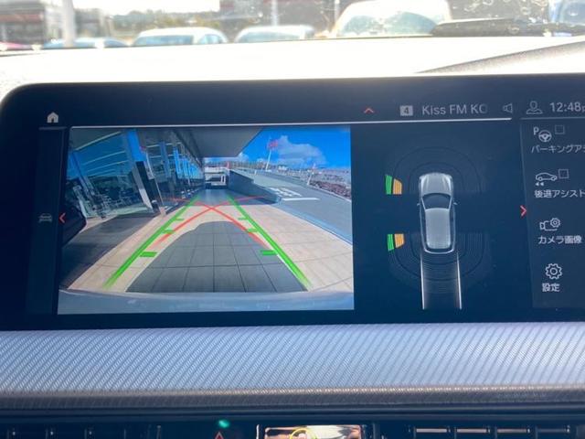 4WD M135i xDrive 純正 メモリーナビ/衝突安全装置/ヘッドランプ LED/ETC/ABS/クルーズコントロール/バックモニター/エアバッグ 運転席/エアバッグ 助手席/衝突安全ボディ 衝突被害軽減システム バックカメラ(11枚目)