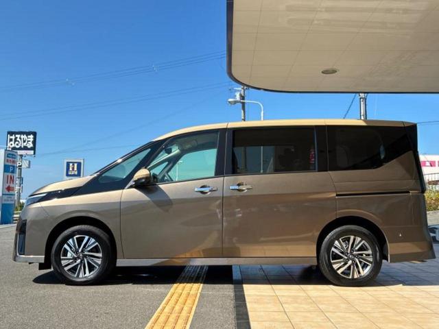 セレナ 4WD e-4ORCEハイウェイスターV 両側電動スライドドア/シートヒーター/車線逸脱防止支援システム/ヘッドランプ LED/EBD付ABS/横滑り防止装置/アイドリングストップ/クルーズコントロール/エアバッグ 運転席 LEDヘッドランプ(2枚目)