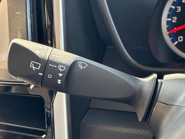 ルーミー カスタムＧ－Ｔ　衝突安全装置／両側電動スライドドア／車線逸脱防止支援システム／ヘッドランプ　ＬＥＤ／ＥＢＤ付ＡＢＳ／横滑り防止装置／アイドリングストップ／エアバッグ　運転席／エアバッグ　助手席／アルミホイール（15枚目）