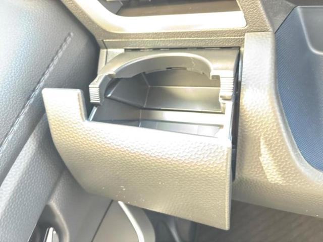 ルーミー カスタムＧ－Ｔ　衝突安全装置／両側電動スライドドア／車線逸脱防止支援システム／ヘッドランプ　ＬＥＤ／ＥＢＤ付ＡＢＳ／横滑り防止装置／アイドリングストップ／エアバッグ　運転席／エアバッグ　助手席／アルミホイール（41枚目）