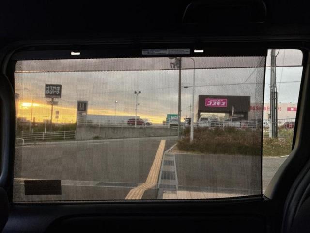 ノア Ｇ　保証書／社外　１０インチ　ＳＤナビ／フリップダウンモニター　社外　１０．１インチ／衝突安全装置／両側電動スライドドア／シートヒーター　前席／車線逸脱防止支援システム／ドライブレコーダー　前後　ドラレコ（50枚目）