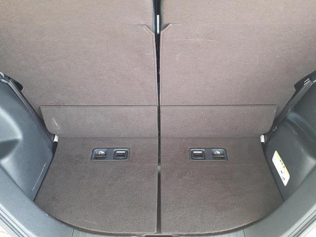 N-BOXカスタム G・Lホンダセンシング 新品タイヤ/純正 SDナビ/電動スライドドア/ヘッドランプ LED/ETC/EBD付ABS/横滑り防止装置/アイドリングストップ/フルセグTV/エアバッグ 運転席/エアバッグ 助手席 片側電動スライド(24枚目)