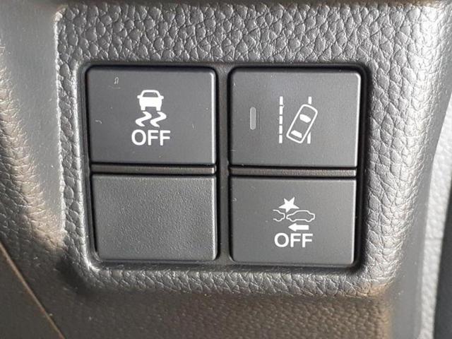 N-BOXカスタム G・Lホンダセンシング 新品タイヤ/純正 SDナビ/電動スライドドア/ヘッドランプ LED/ETC/EBD付ABS/横滑り防止装置/アイドリングストップ/フルセグTV/エアバッグ 運転席/エアバッグ 助手席 片側電動スライド(28枚目)