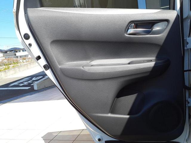 フィット ホーム　保証書／ホンダセンシング／車線逸脱防止支援システム／ヘッドランプ　ＬＥＤ／ＥＢＤ付ＡＢＳ／横滑り防止装置／エアバッグ　運転席／エアバッグ　助手席／エアバッグ　サイド／パワーウインドウ　レーンアシスト（22枚目）