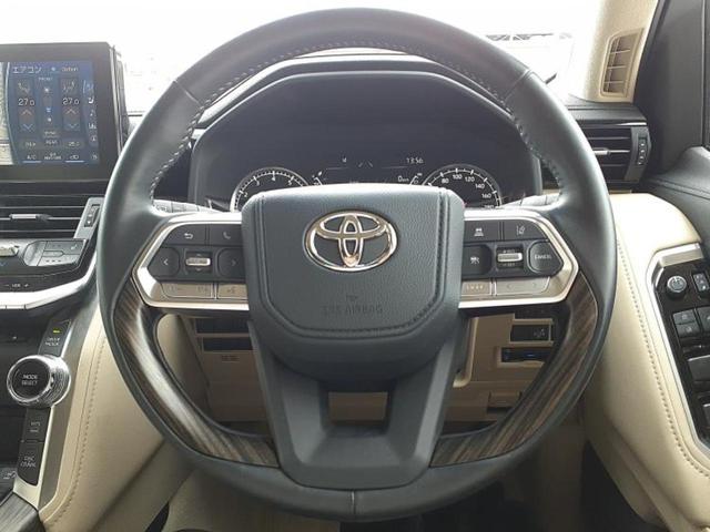 ランドクルーザー ４ＷＤ　ＺＸ　サンルーフ／エアロ／ＪＢＬ／保証書／純正　ＳＤナビ／フリップダウンモニター／衝突安全装置／シートヒーター／全方位モニター／車線逸脱防止支援システム／シート　フルレザー／電動バックドア　革シート　４ＷＤ（15枚目）