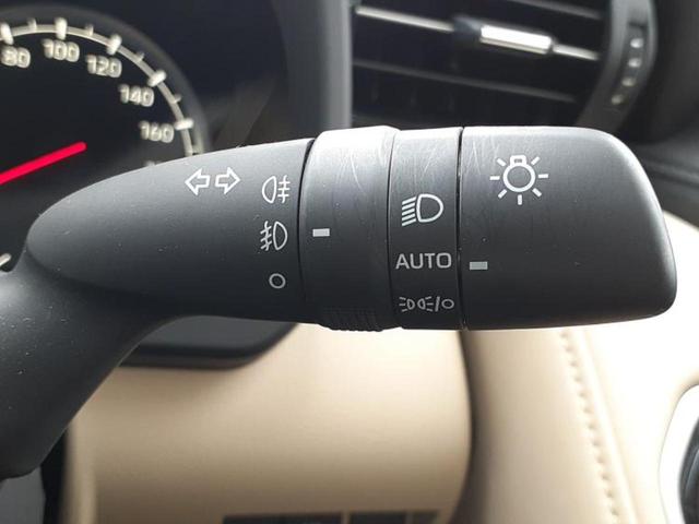 ランドクルーザー ４ＷＤ　ＺＸ　サンルーフ／エアロ／ＪＢＬ／保証書／純正　ＳＤナビ／フリップダウンモニター／衝突安全装置／シートヒーター／全方位モニター／車線逸脱防止支援システム／シート　フルレザー／電動バックドア　革シート　４ＷＤ（16枚目）