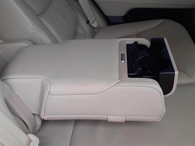 ランドクルーザー ４ＷＤ　ＺＸ　サンルーフ／エアロ／ＪＢＬ／保証書／純正　ＳＤナビ／フリップダウンモニター／衝突安全装置／シートヒーター／全方位モニター／車線逸脱防止支援システム／シート　フルレザー／電動バックドア　革シート　４ＷＤ（55枚目）