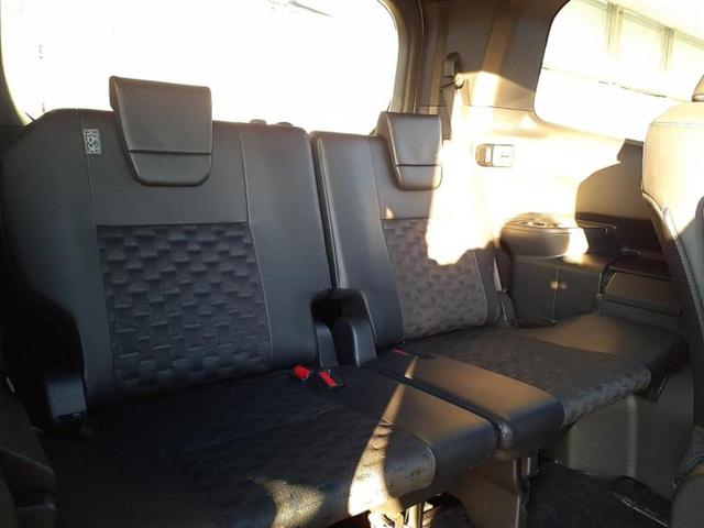 ヴォクシー ハイブリッドS-Z 新品タイヤ/保証書/ディスプレイオーディオ+ナビ10インチ/フリップダウンモニター/デジタルインナーミラー/衝突安全装置/両側電動スライドドア/シートヒーター/車線逸脱防止支援システム バックカメラ(6枚目)