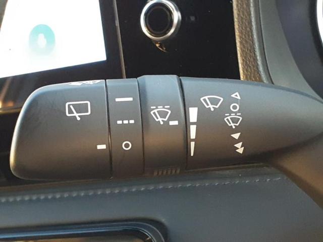 ヴォクシー ハイブリッドS-Z 新品タイヤ/保証書/ディスプレイオーディオ+ナビ10インチ/フリップダウンモニター/デジタルインナーミラー/衝突安全装置/両側電動スライドドア/シートヒーター/車線逸脱防止支援システム バックカメラ(18枚目)