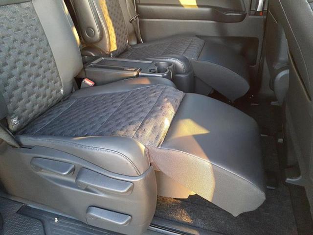 ヴォクシー ハイブリッドS-Z 新品タイヤ/保証書/ディスプレイオーディオ+ナビ10インチ/フリップダウンモニター/デジタルインナーミラー/衝突安全装置/両側電動スライドドア/シートヒーター/車線逸脱防止支援システム バックカメラ(26枚目)